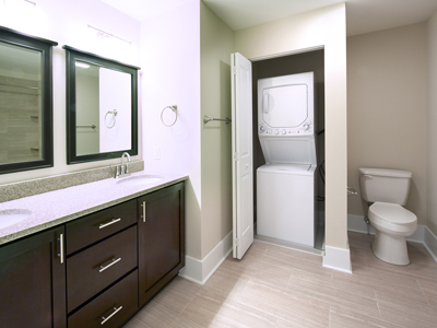 Merchants Lofts II-bathroom